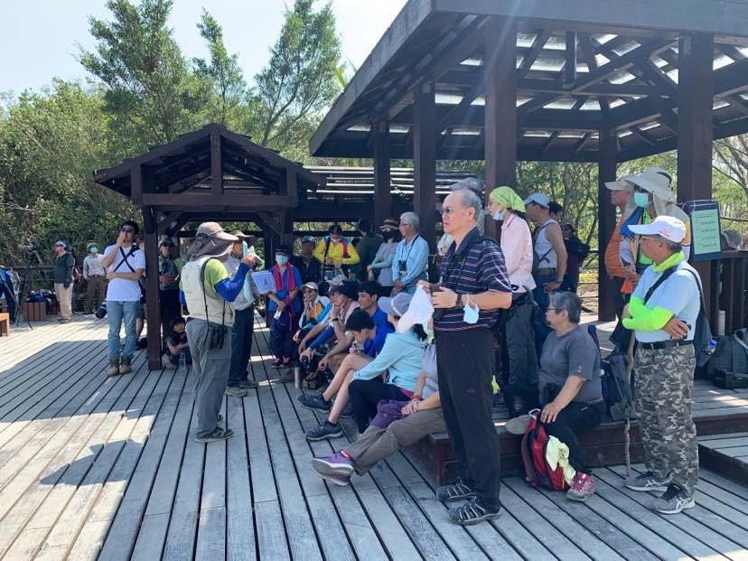 Mãnh cầm quá cảnh! Ban quản lý Công viên Tự nhiên Quốc gia tổ chức hoạt động thưởng thức ngắm ưng tại Bán Bình Sơn,4 ảnh.