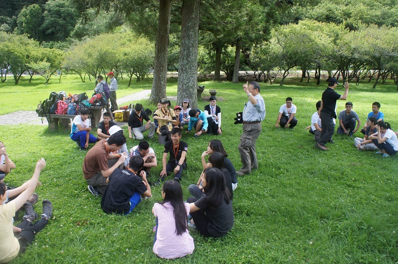 雪霸處Youth Camp實施環境教育課程， 喚起大家對自然的喜愛和對生命的崇敬 (雪霸國家公園管理處提供)