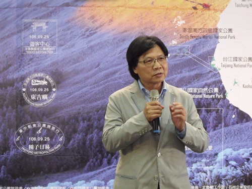 內政部長葉俊榮期許國人多接觸大自然， 藉此活動拜訪臺灣國家公園系統 (國家公園電子報編輯小組提供)